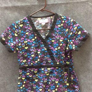 Scrub Top XS Hearts Uniform Blouse Koi Kathy Peter
